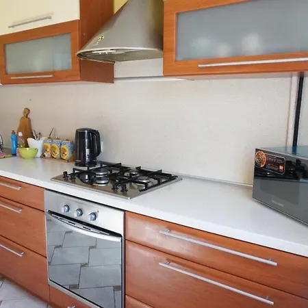 Apartment Perfecto Near Railway Station